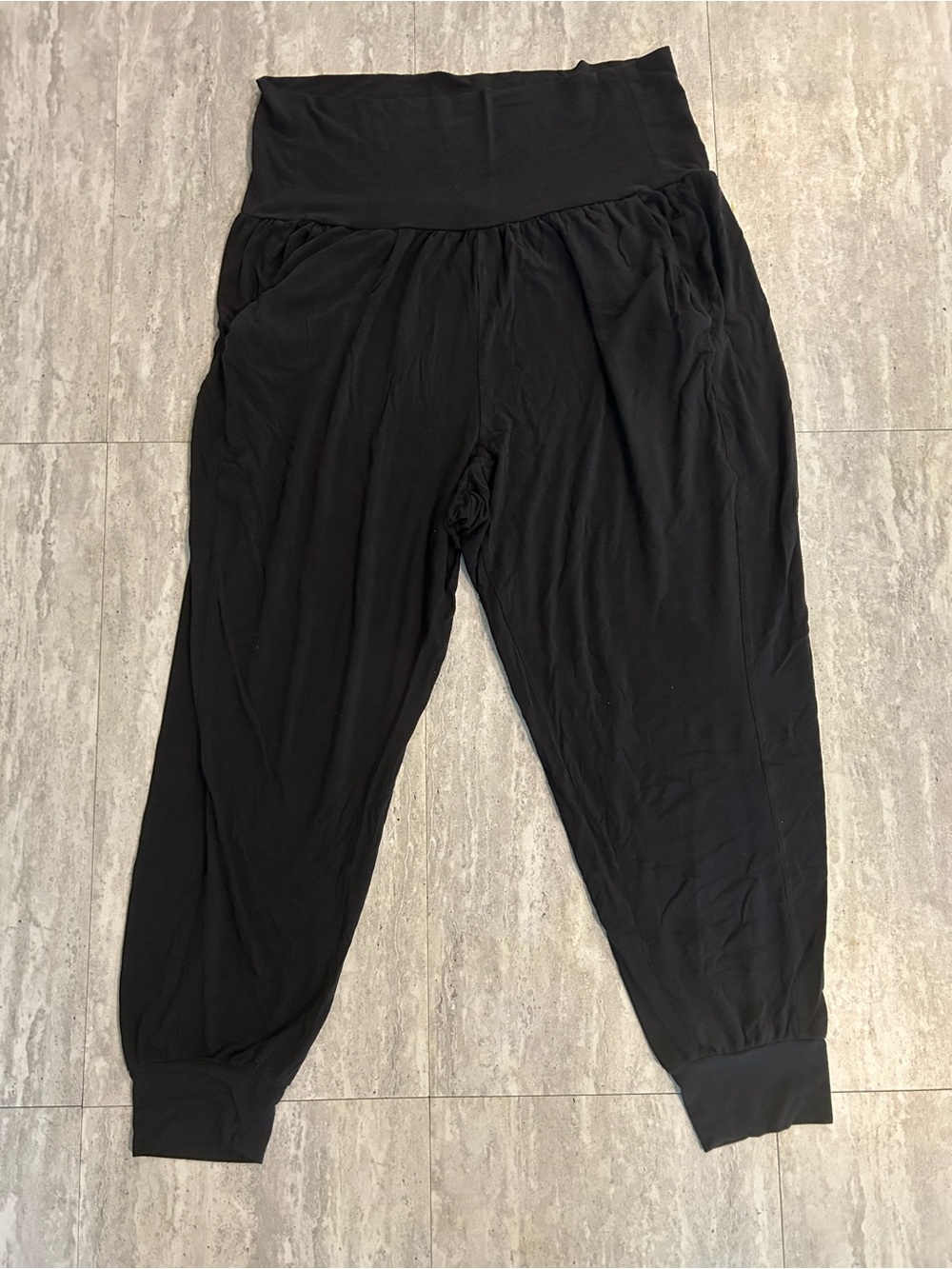 Athleta Black Relaxed Jogger Pants